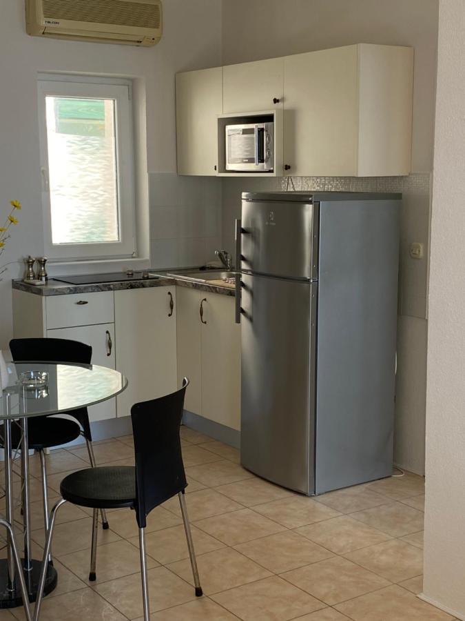 Villa Leo Beach Apartment Podgora Luaran gambar